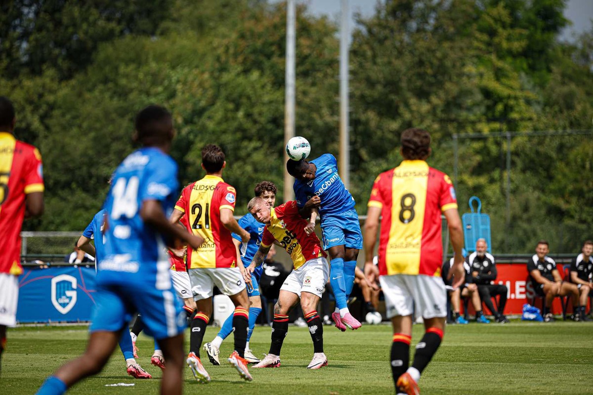 Nipte nederlaag tegen efficiënt GA Eagles