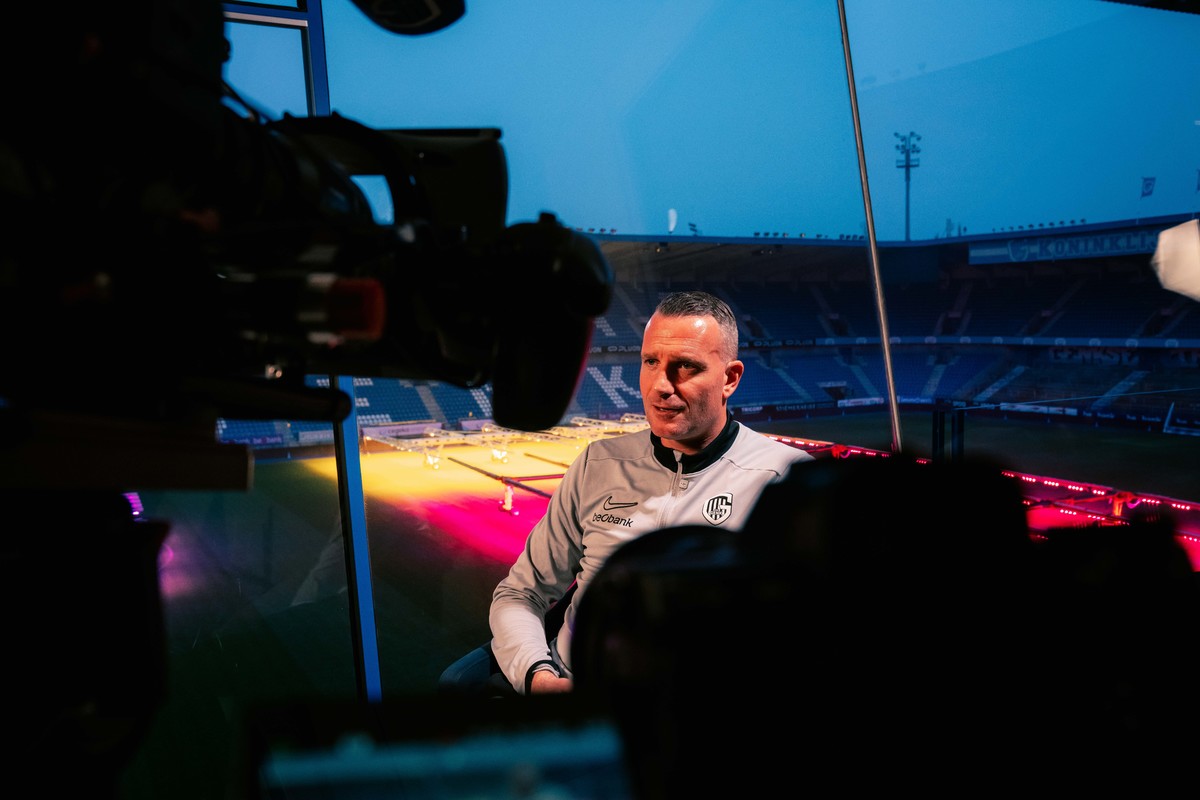 Nicky Hayen blikt terug en vooruit op KRC Genk Play
