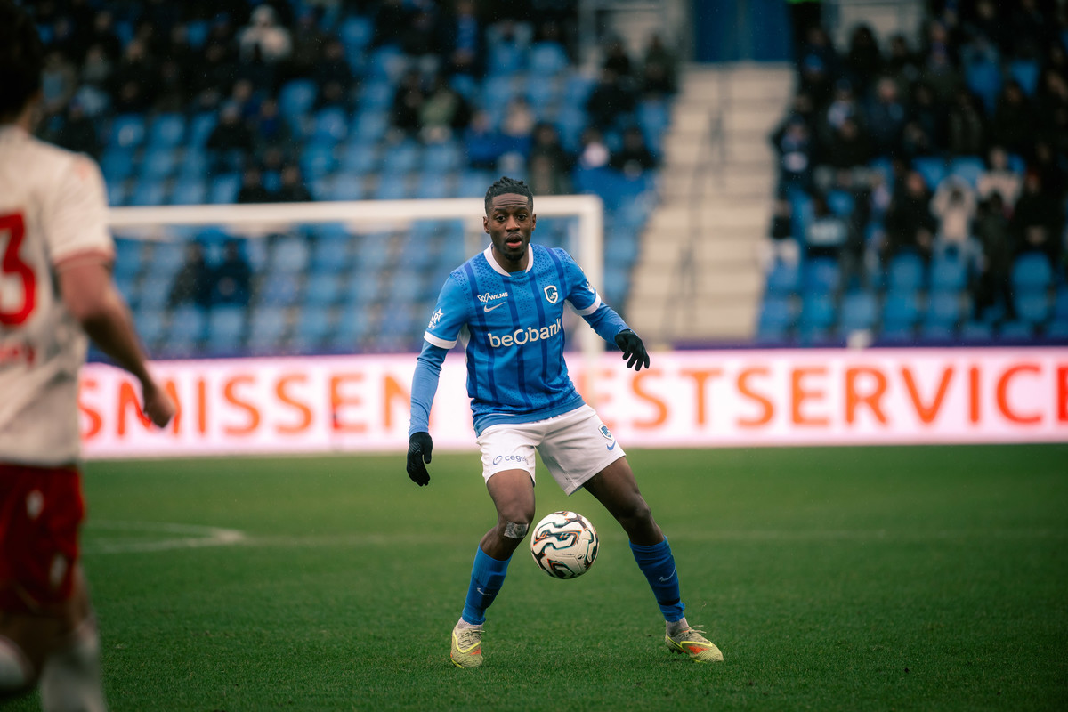 KRC Genk licht optie in contract Joris Kayembe