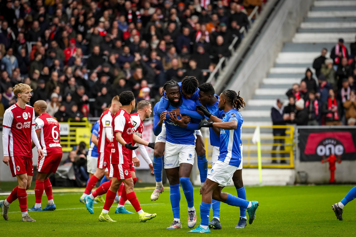 Reacties na gelijkspel op Antwerp: "Trots op ons voetbal, we verdienden te winnen"