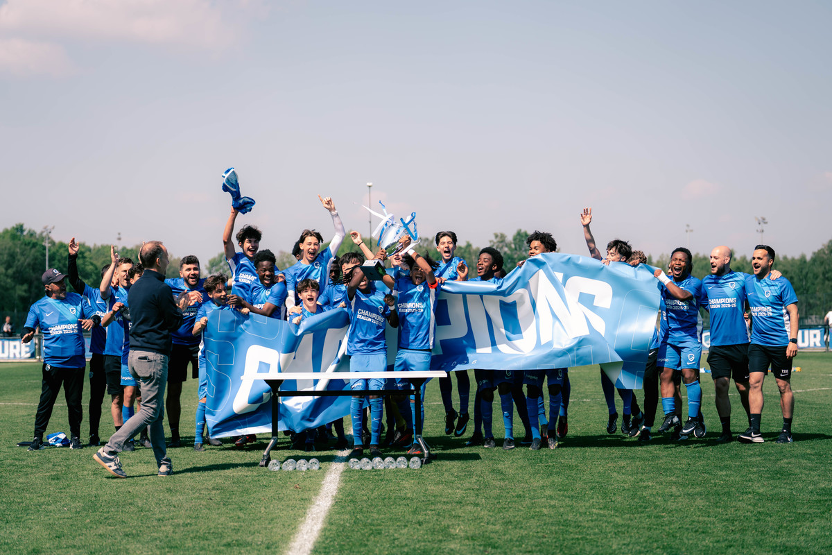Ook Genkse U15 kronen zich tot landskampioen: “Dominantie met stabiliteit als fundament”