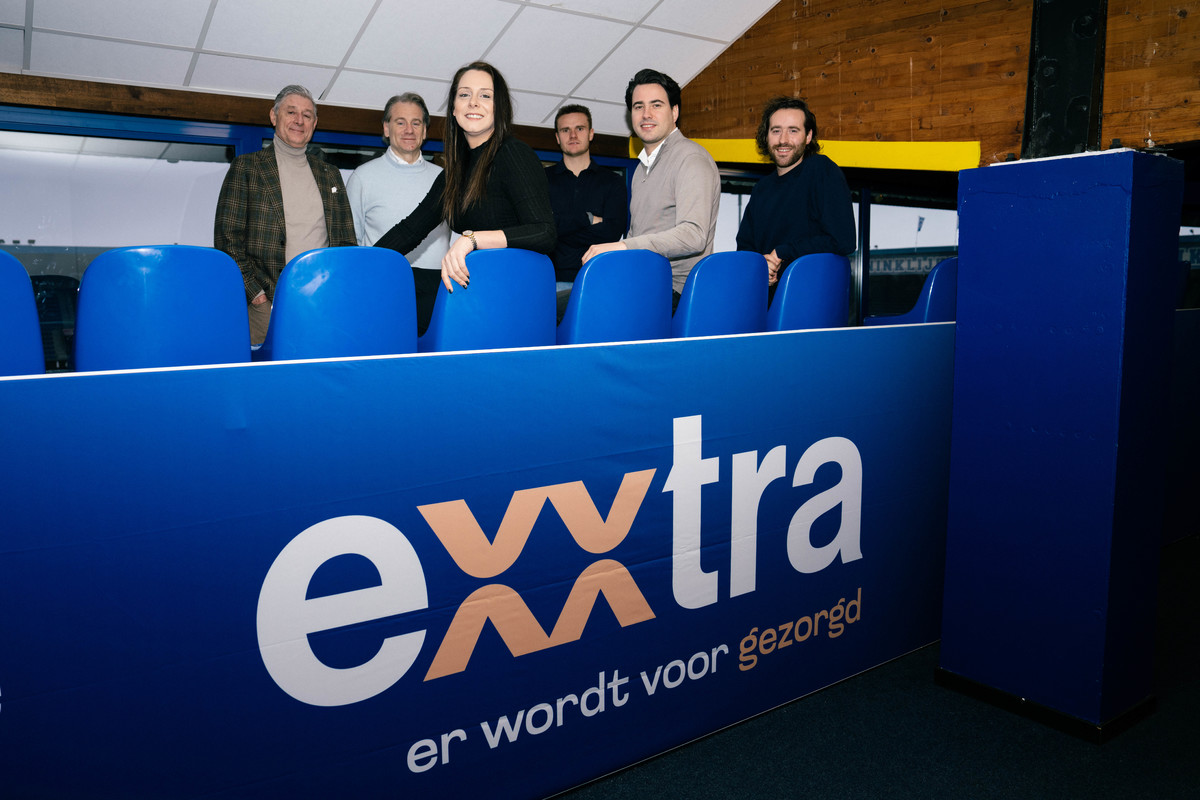 Exxtra en KRC Genk Foundation helpen mensen met specifieke zorgnoden naar het stadion