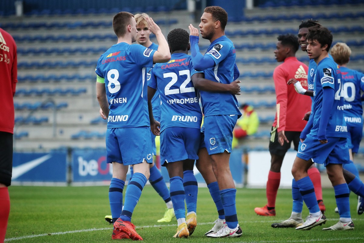 Debuut Van den Brom: 2-2 in boeiende oefenpot tegen nationale beloftenploeg