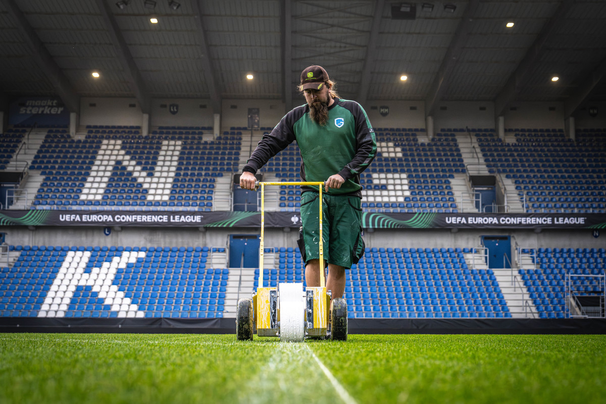 KRC Genk zoekt medewerker groendienst
