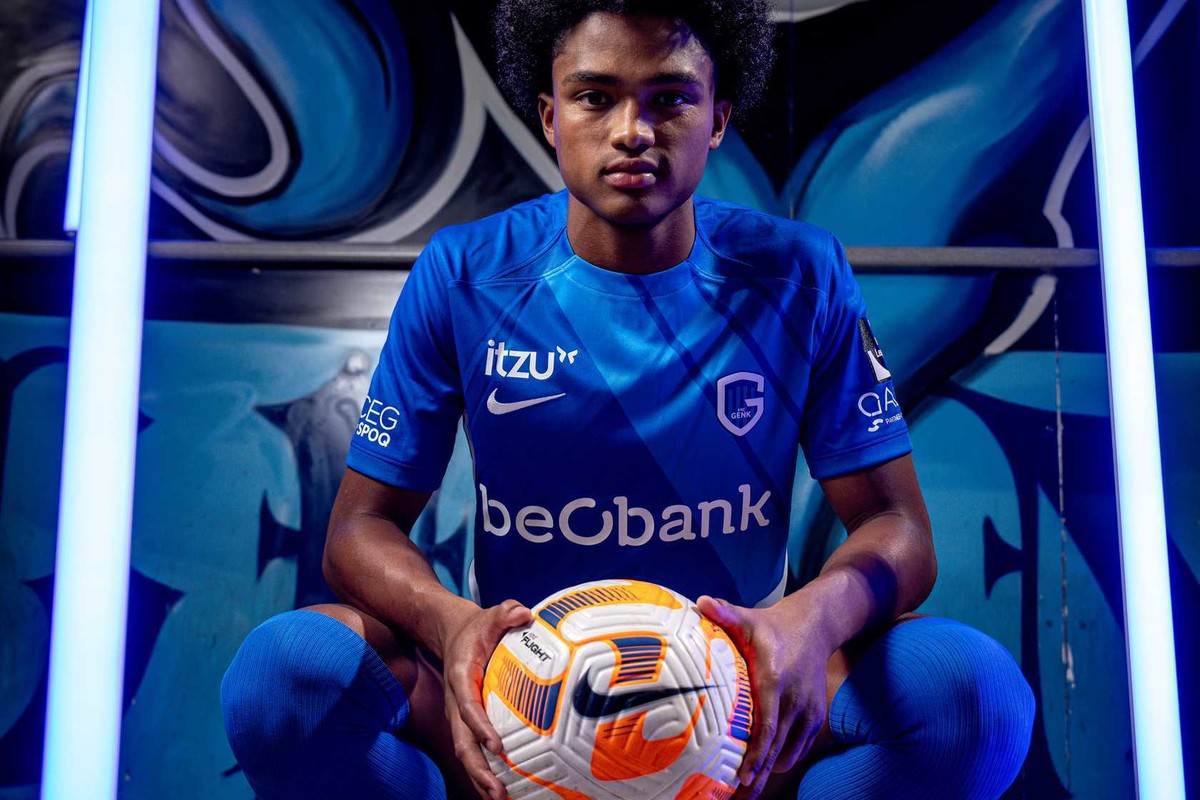 Jonge Amerikaan Kayden Pierre (21) tekent voor 4 seizoenen bij KRC Genk