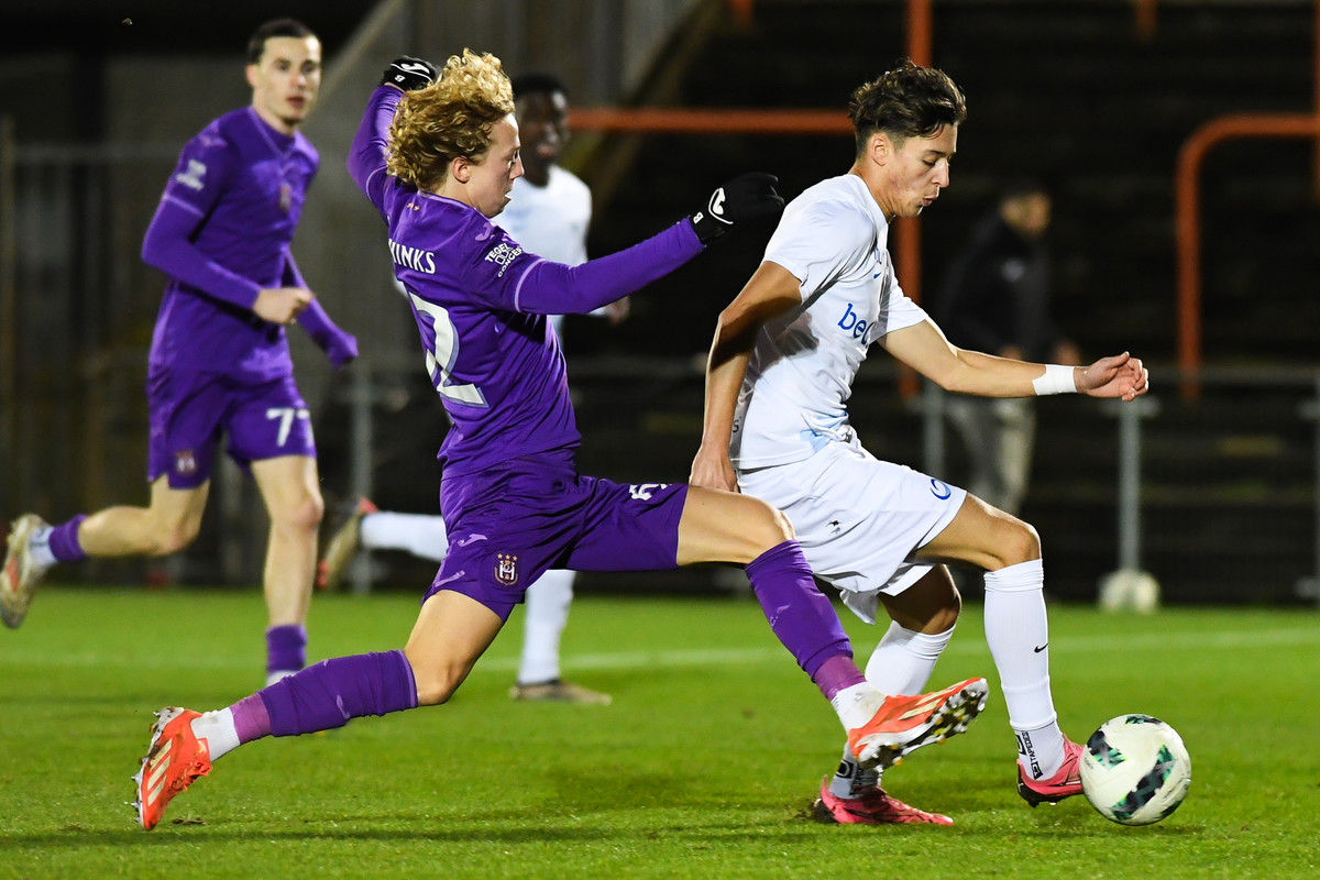 Nederlaag voor Jong Genk in Deinze