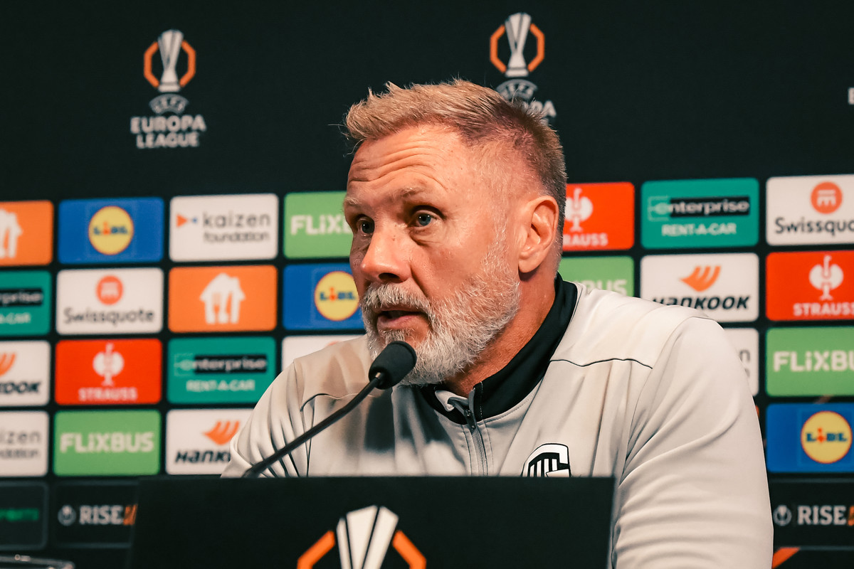 Thorsten Fink mikt op positief vervolg na derbyzege