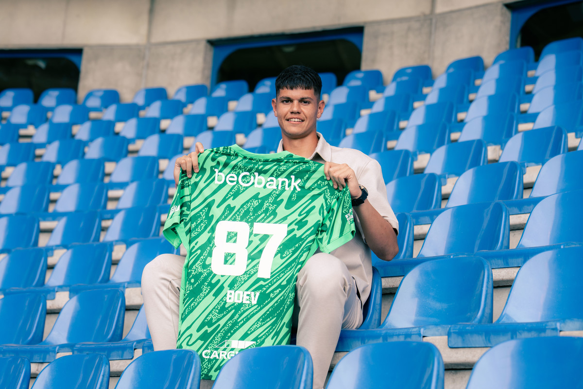 Bulgaarse doelman Mariyan Boev sluit aan bij Jong Genk