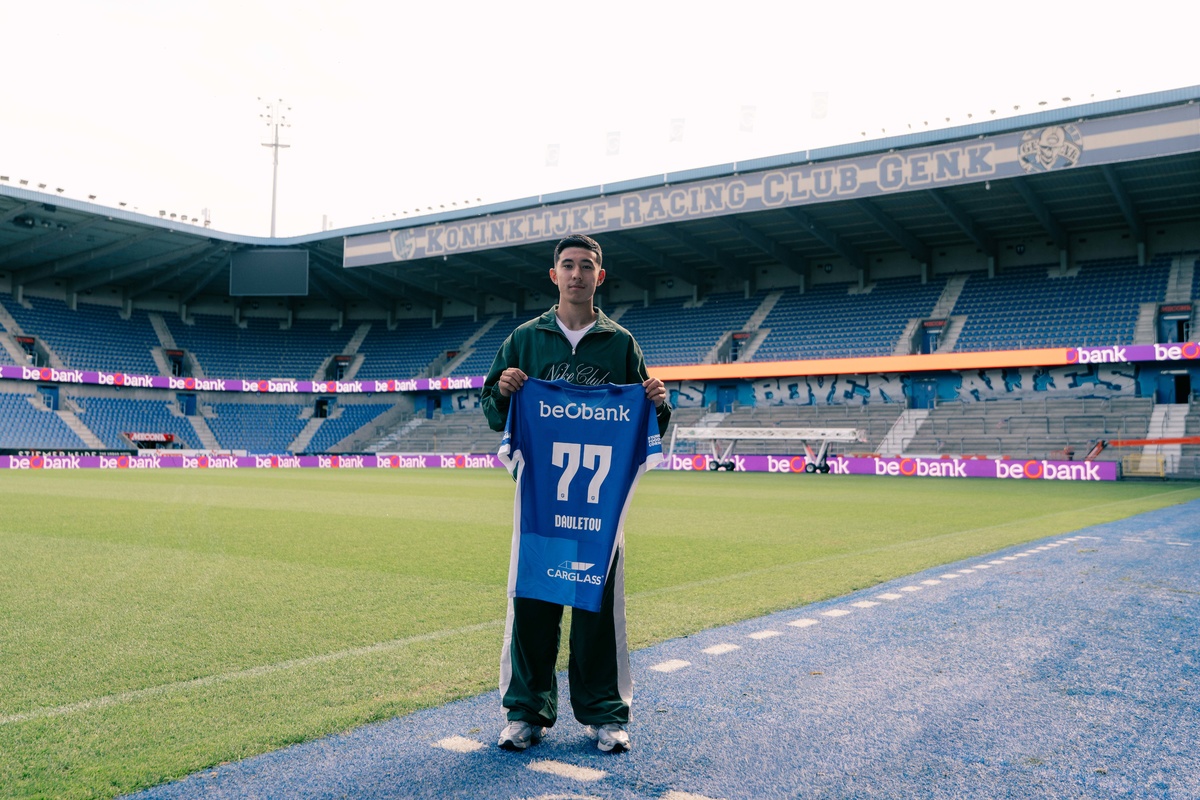 Kazachse winger Dauletov tekent eerste profcontract