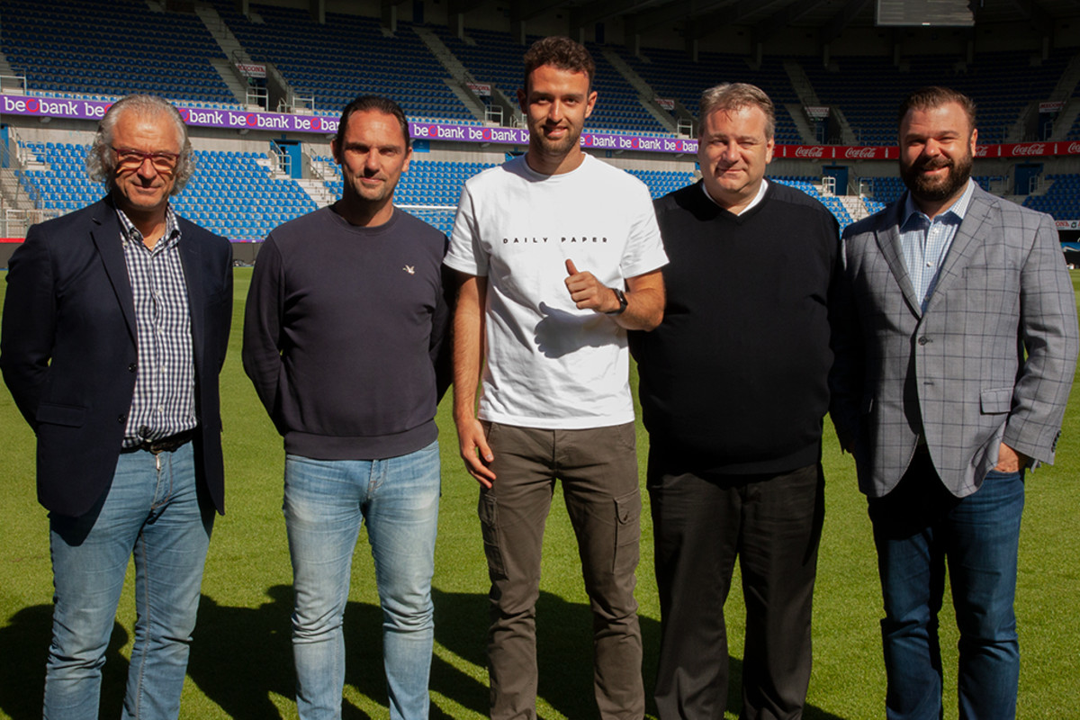 Wouters signs new deal until 2024!