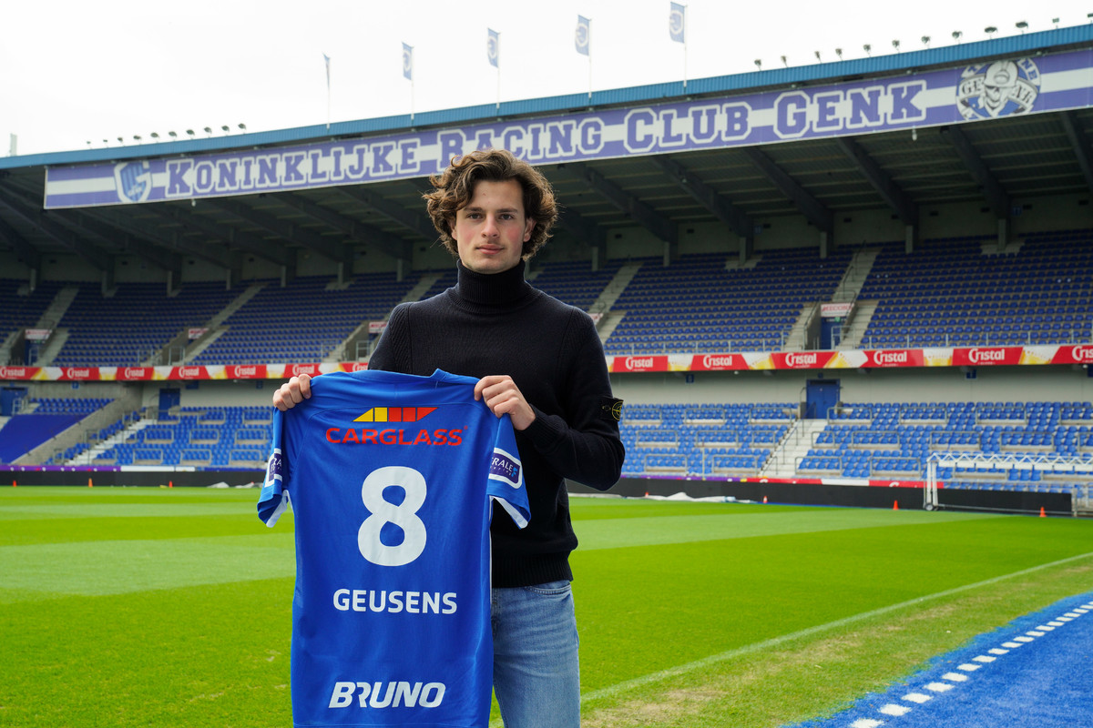 Eerste contract voor Jay-Dee Geusens (18)