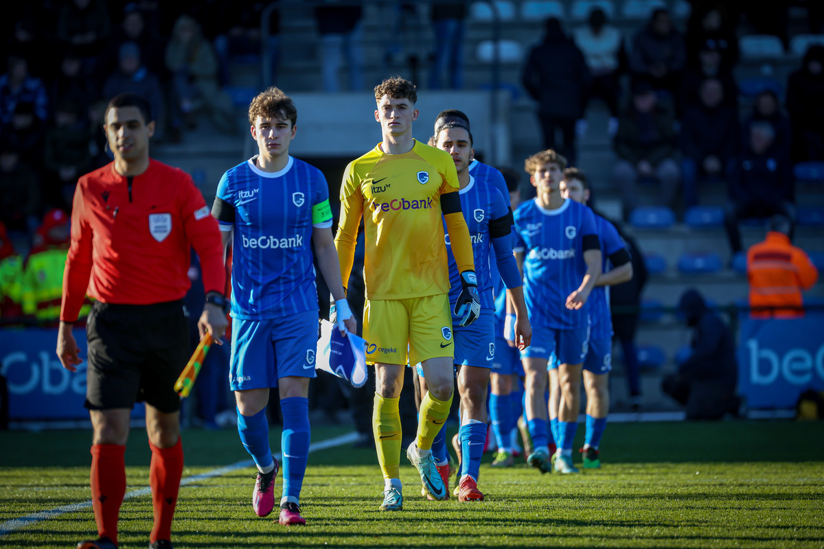 Sebastien Pocognoli blikt vooruit op UEFA Youth Leaguewedstrijd