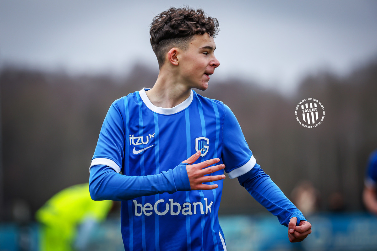 Loïc Alvarez (15) tekent eerste contract tot juni 2026