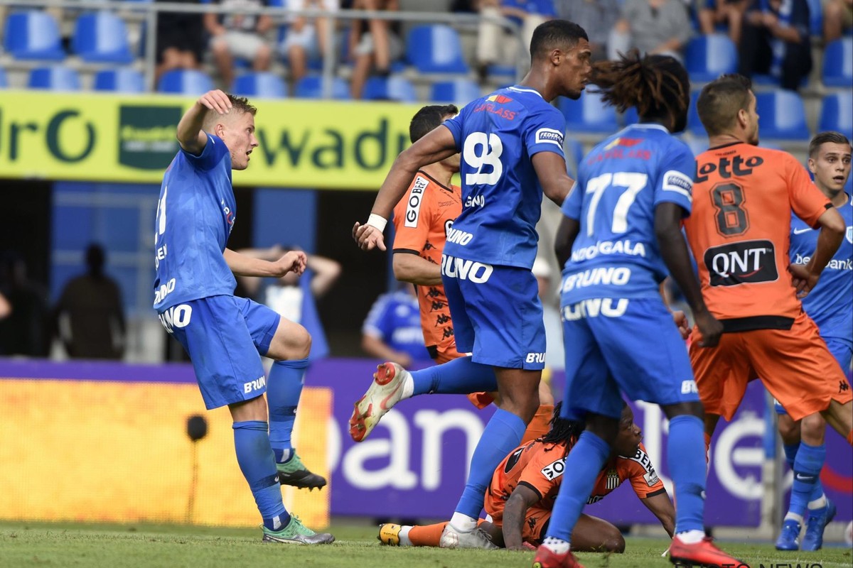 Hardbevochten maar verdiende 3 - 1 zege tegen Charleroi.