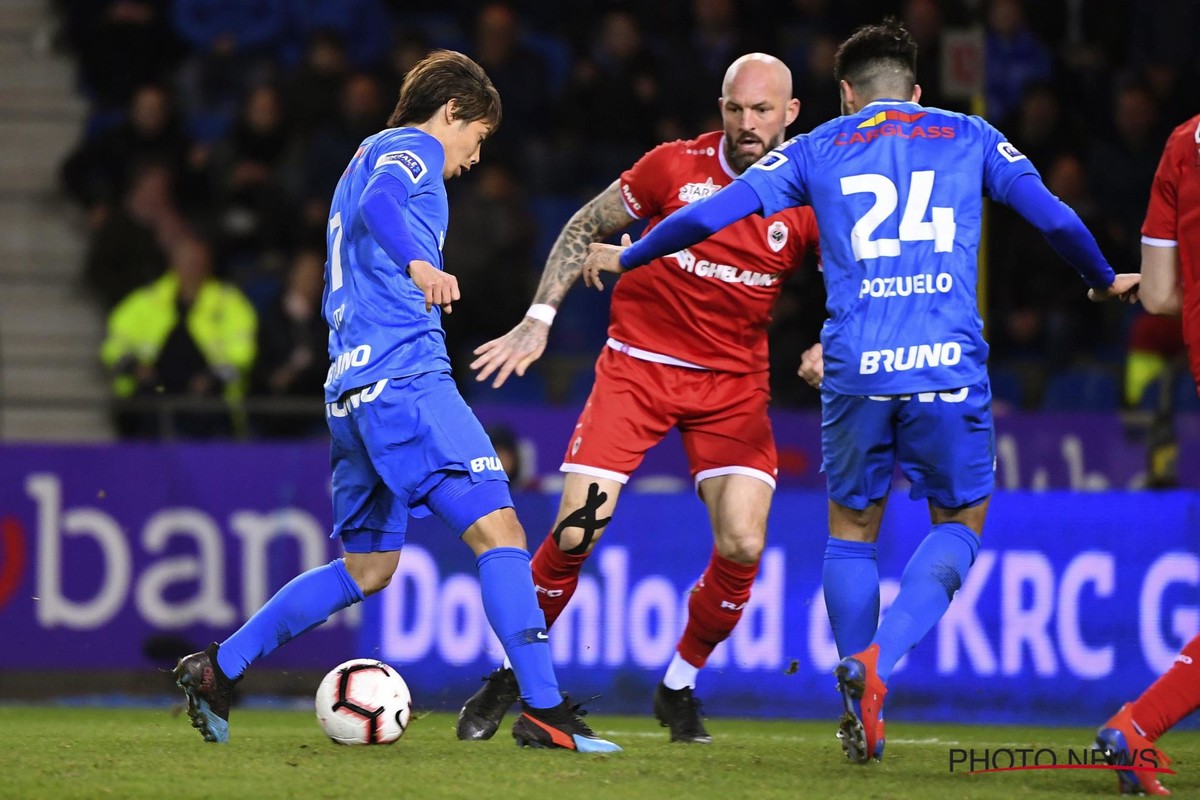 Overwicht niet omgezet in doelpunten : 0 - 0 tegen Antwerp.