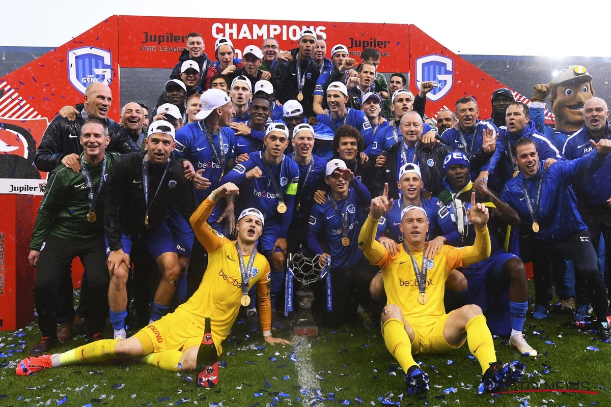 Genk - Standard eindigt op 0 - 0. Maar we zijn nog altijd KAMPIOEN!!!!!