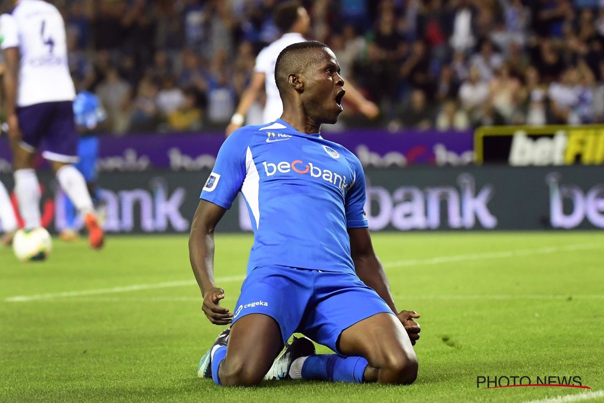Samatta breaks the deadlock: 1 - 0 against Anderlecht.