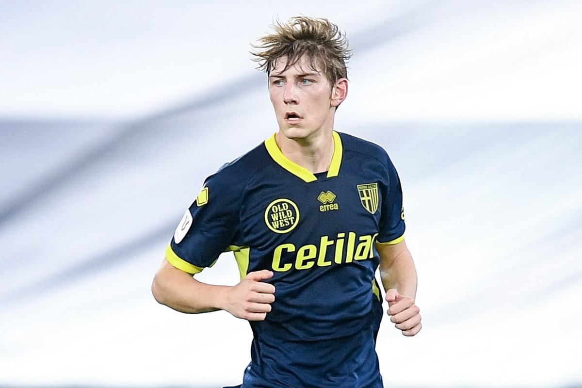 KRC Genk huurt Daan Dierckx (19) van Parma FC