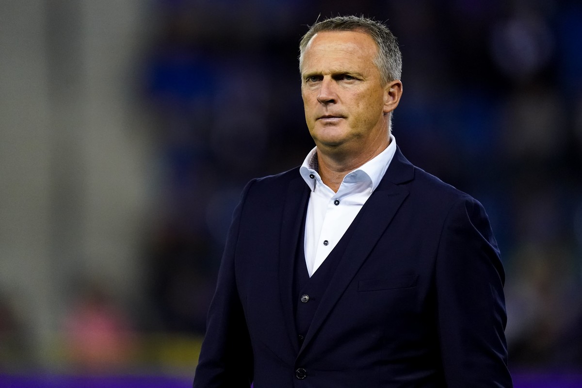 Einde samenwerking met John van den Brom