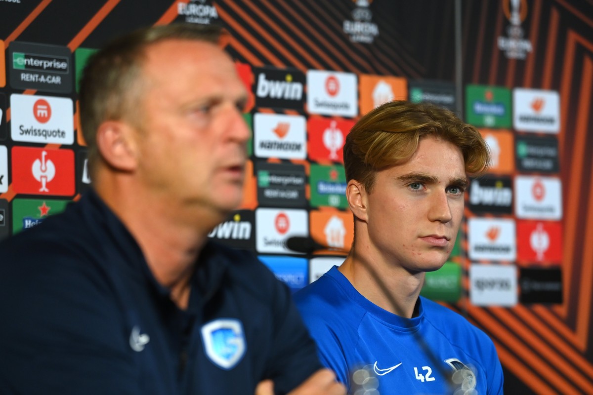 Op volle sterkte tegen Dinamo