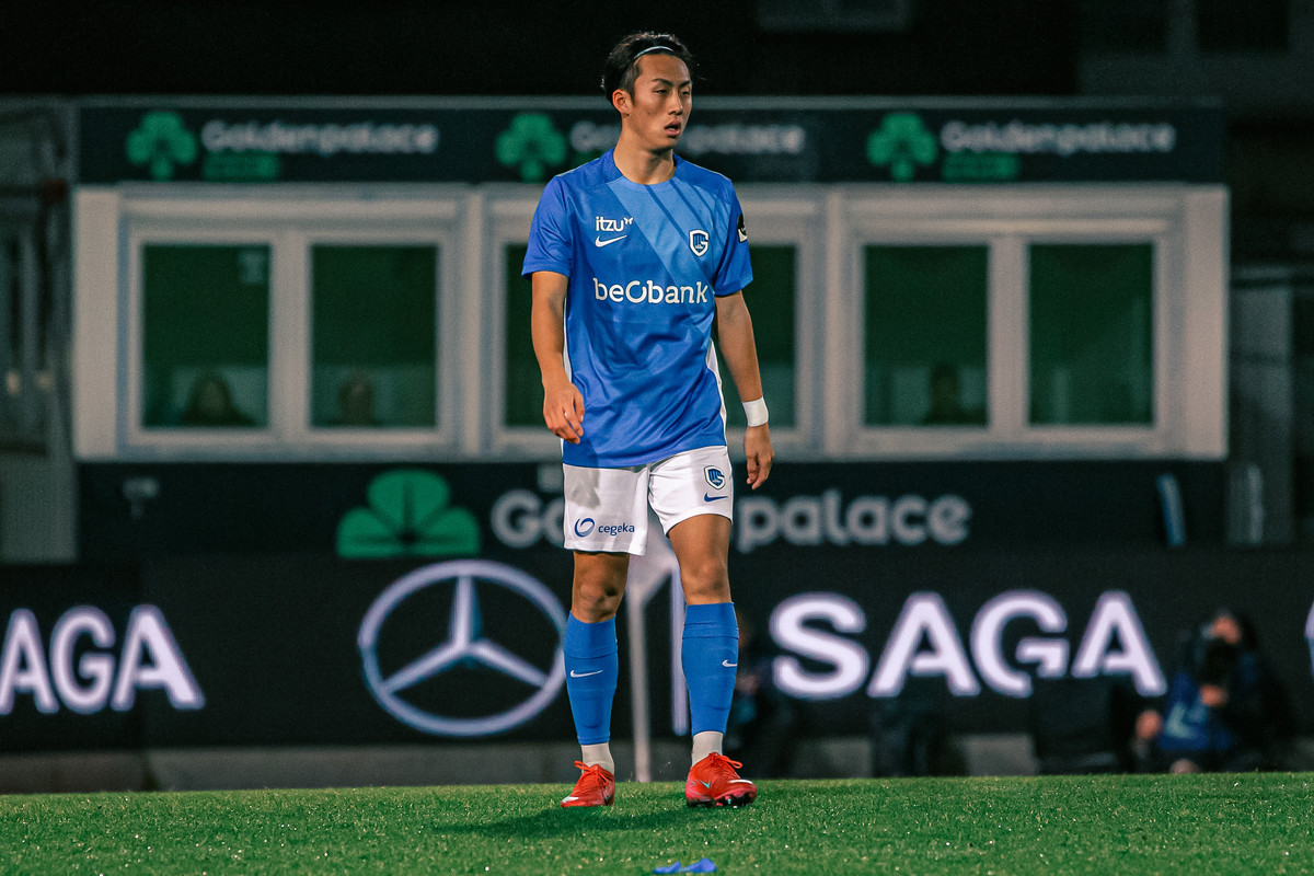 Middenvelder Kenshin Yasuda (20) speelt ook komend seizoen bij Jong Genk