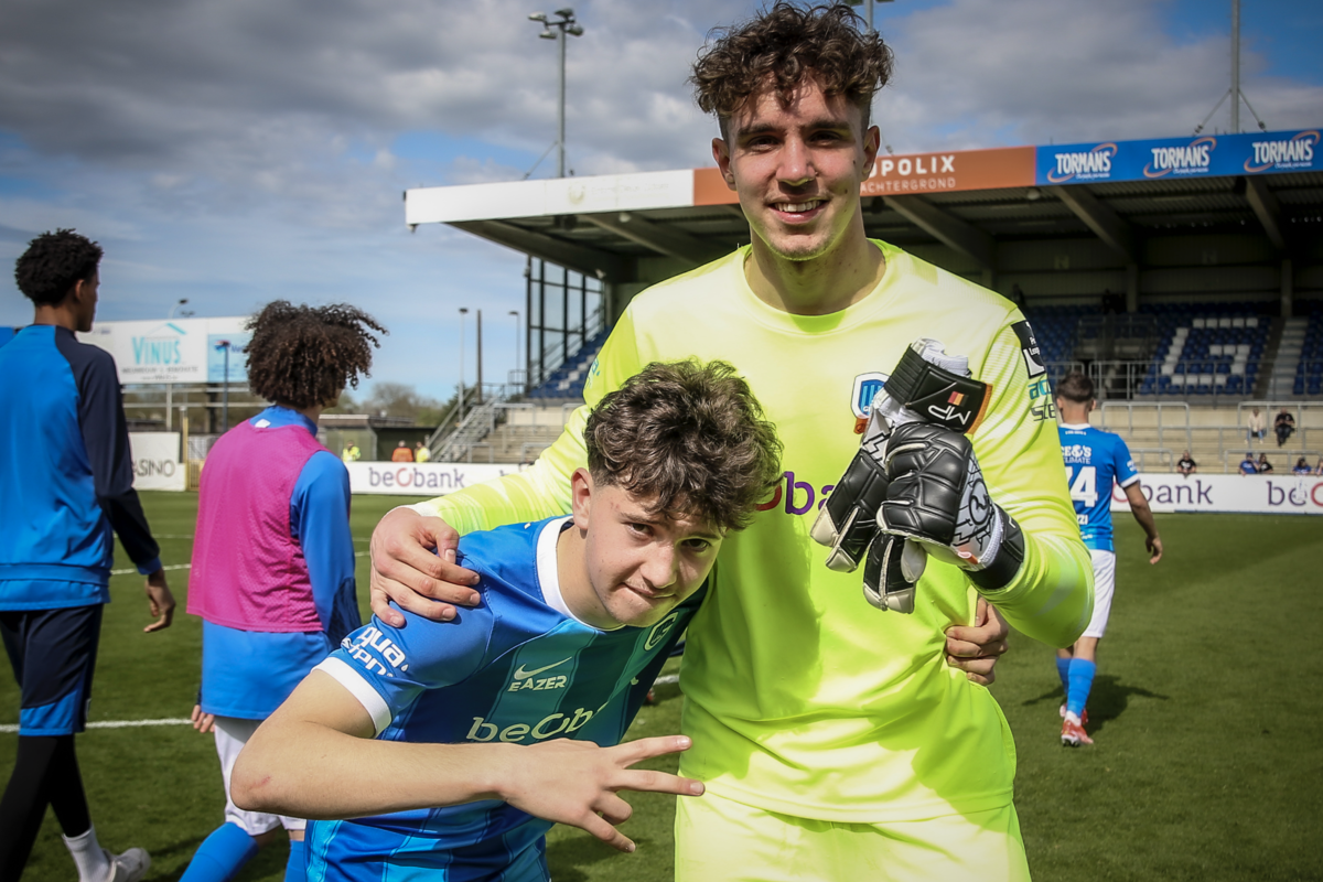 Jong Genk klopt SL16FC