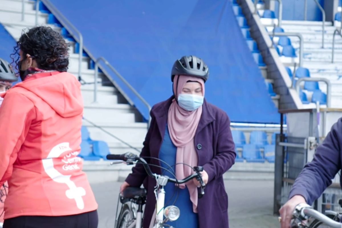Bekijk de reportage over ons project Fietsvriendinnen