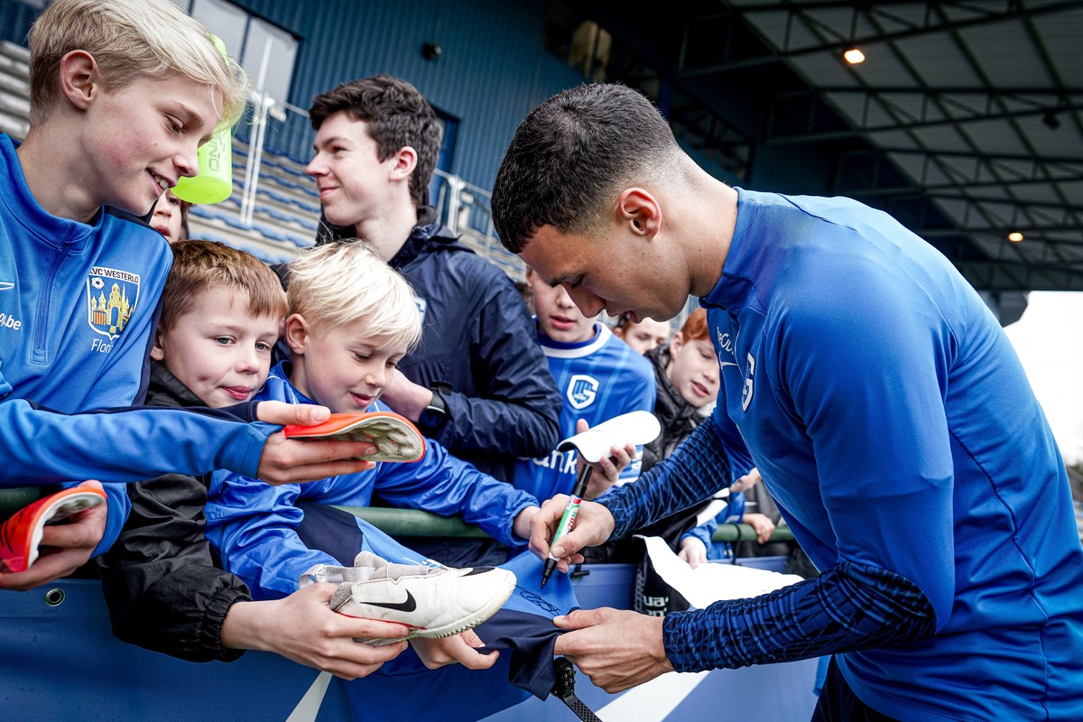Dinsdag open training voor alle fans