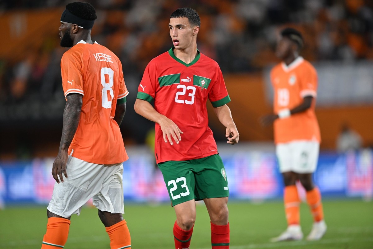Liefst 12 A-kern en meer dan 45 jeugdspelers keren deze week terug naar Genk