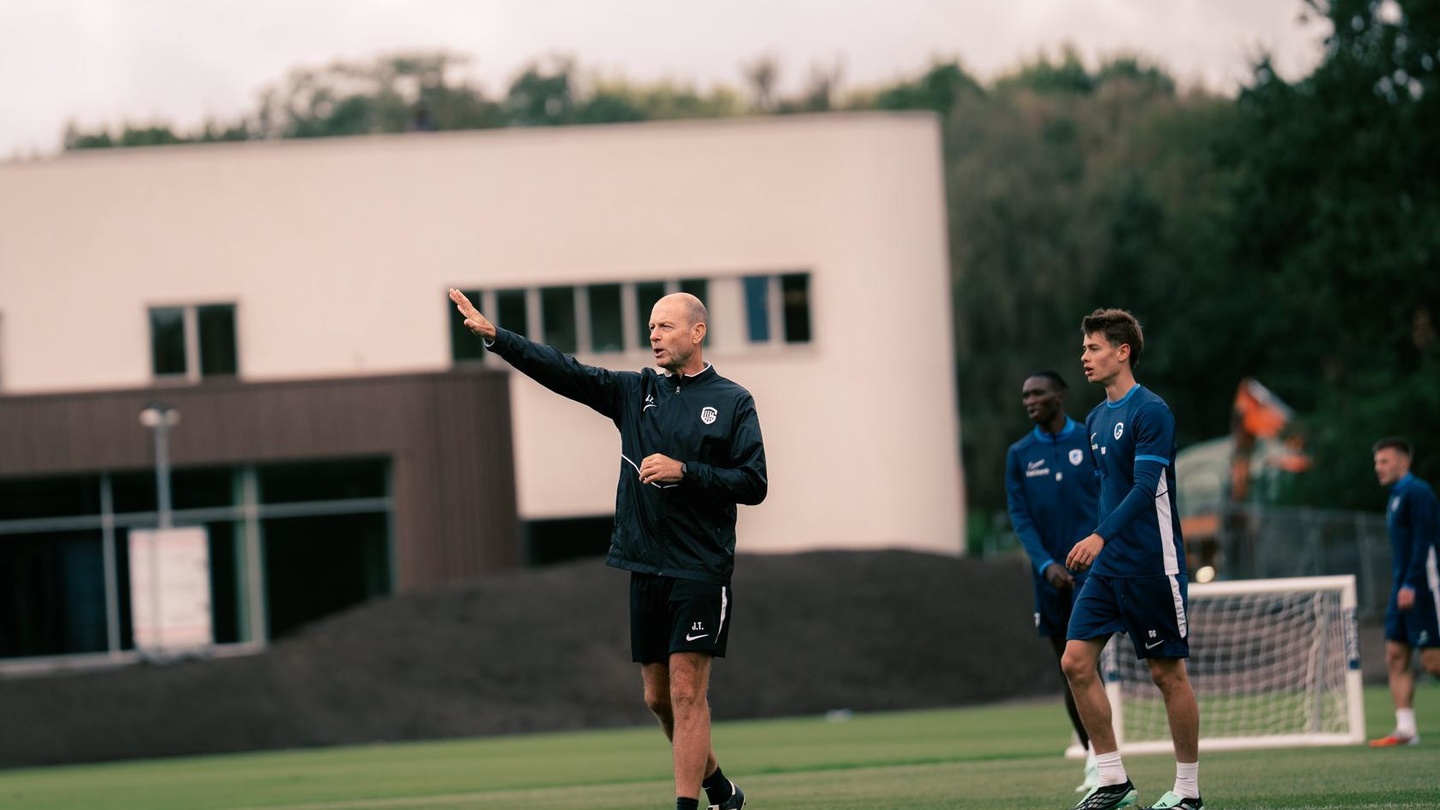 Thorup: “Op onze grond moet het elke week 12 tegen 11 zijn”