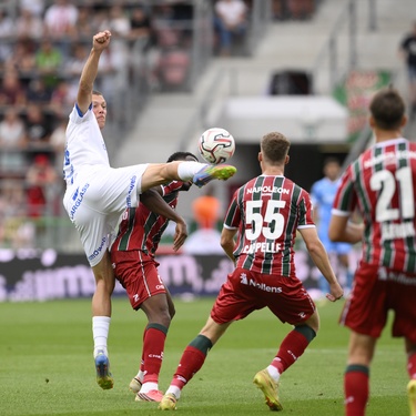 Genk's Daan Heymans fights for the ball during a soccer match between Zulte Waregem and KRC Genk, Sunday 9 August 2026 in Waregem, on day 1 of the 2026-2027 'Jupiler Pro League' first division of the Belgian championship.
BELGA PHOTO JOHN THYS