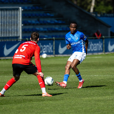Voetbal: KRC Genk - Helmond - Yira Sor