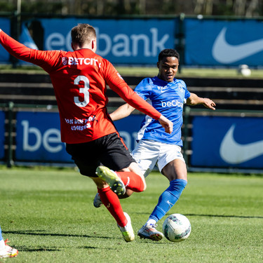 Voetbal: KRC Genk - Helmond - Ken Nkuba