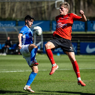 Voetbal: KRC Genk - Helmond - Luca Oyen