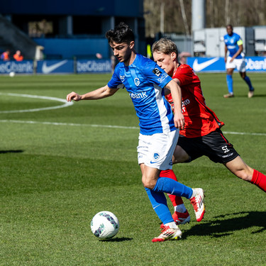 Voetbal: KRC Genk - Helmond - Luca Oyen