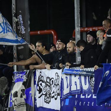 Royal Excel Mouscron v KRC Genk : Jupiler Pro League