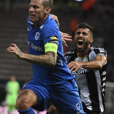 R. Charleroi SC v KRC Genk : Jupiler Pro League